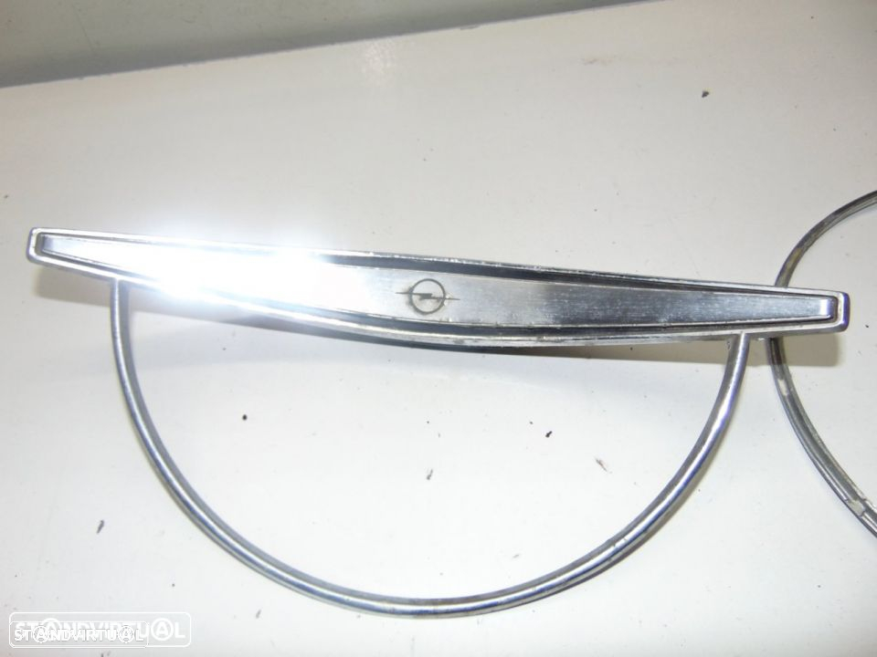Opel Rekord - centro de volante - 2