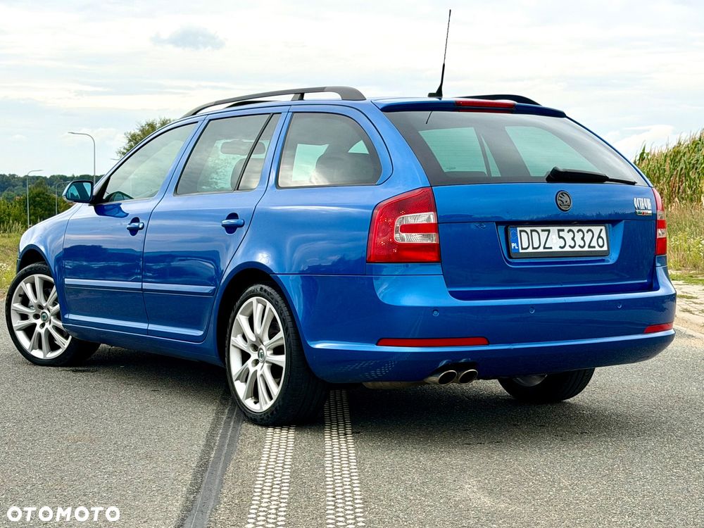 Skoda Octavia 2.0 TDI DPF RS - 3