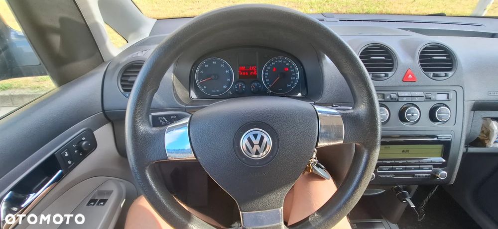 Volkswagen Caddy Life - 10