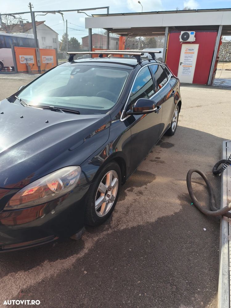 Volvo V40 D2 Powershift Momentum - 8