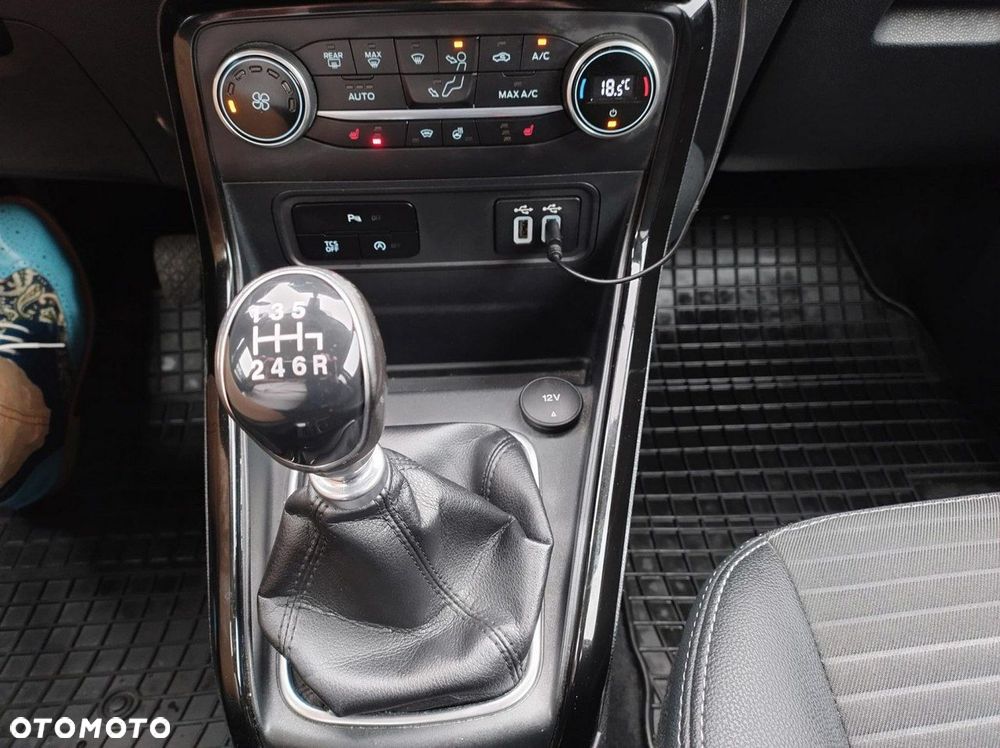 Ford EcoSport - 17