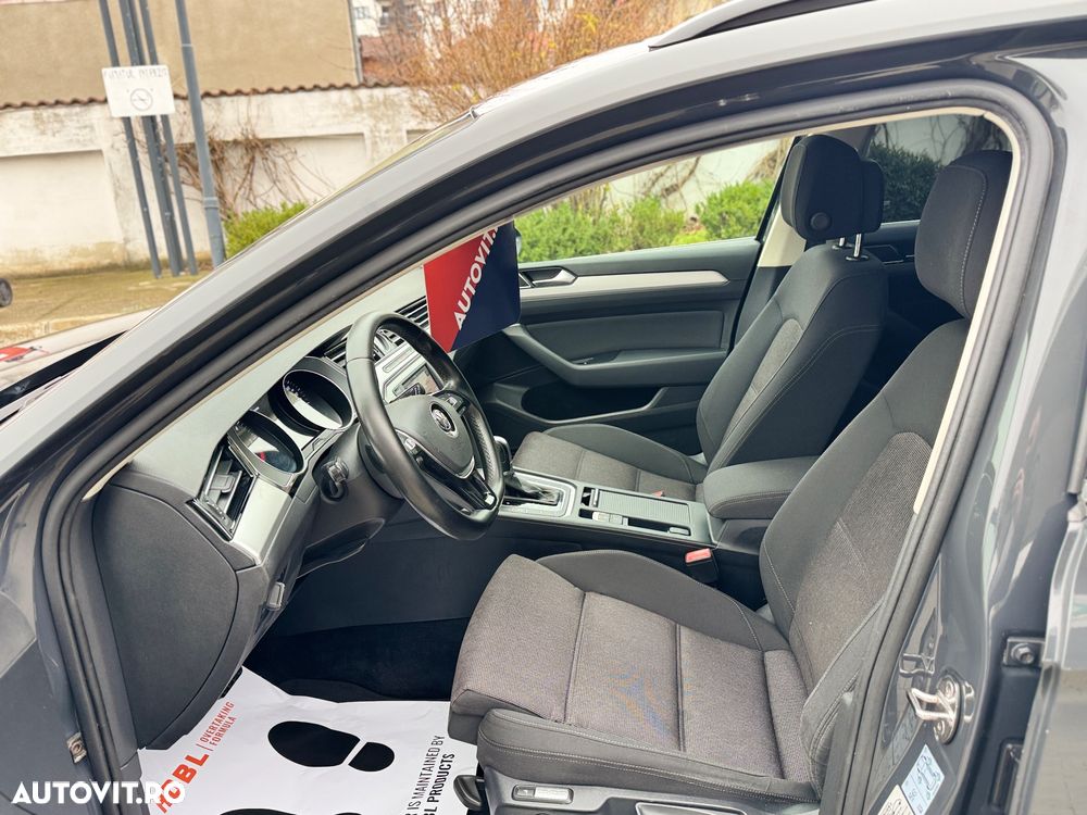 Volkswagen Passat Variant 2.0 TDI DSG (BlueMotion Technology) Trendline - 15