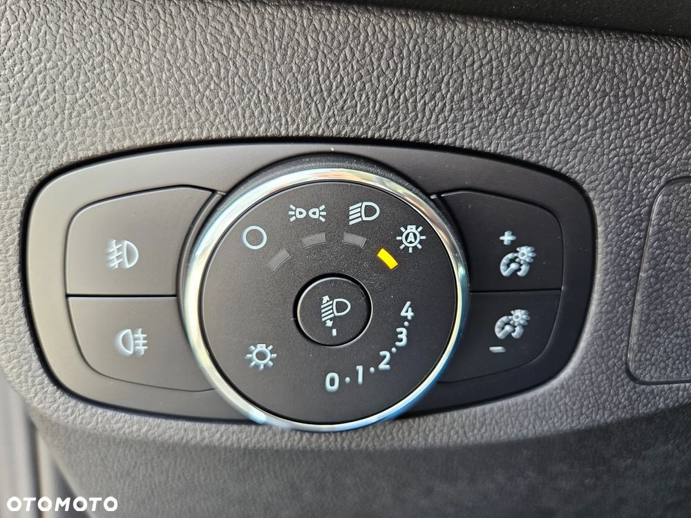Ford Focus 1.0 EcoBoost Titanium - 28