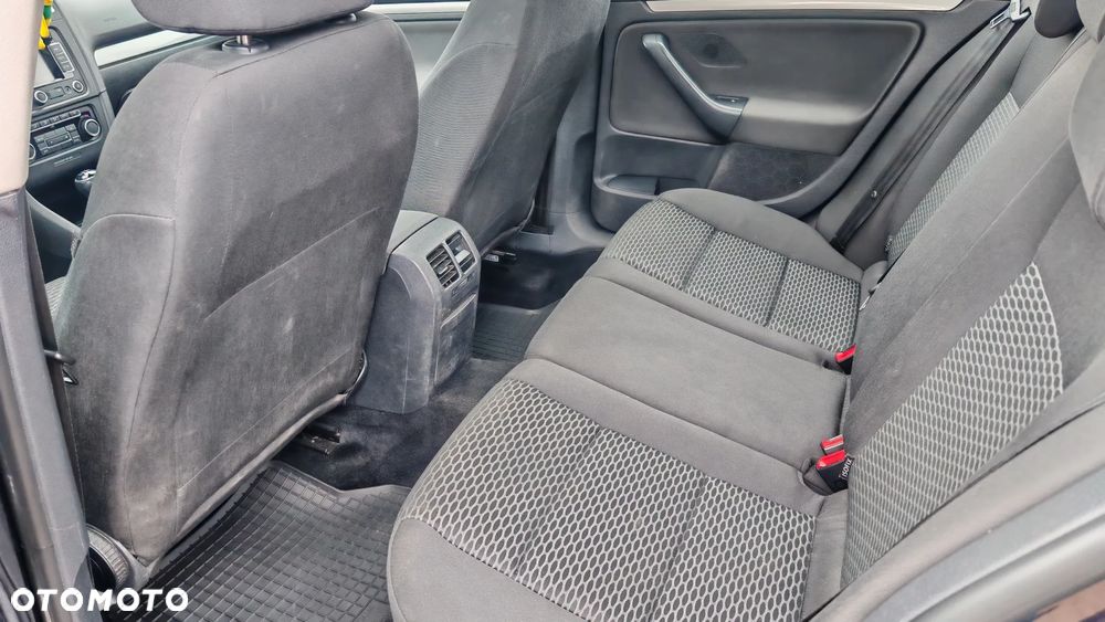Volkswagen Golf 1.6 TDI BlueMot Trendline - 11
