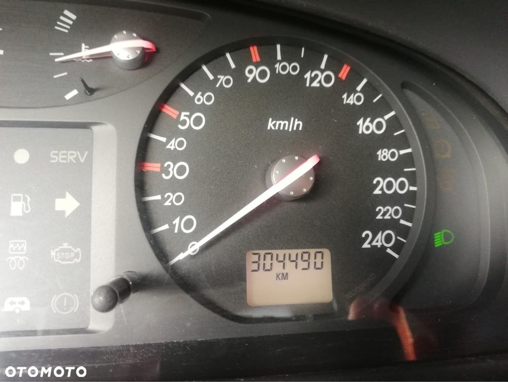 Renault Laguna - 8