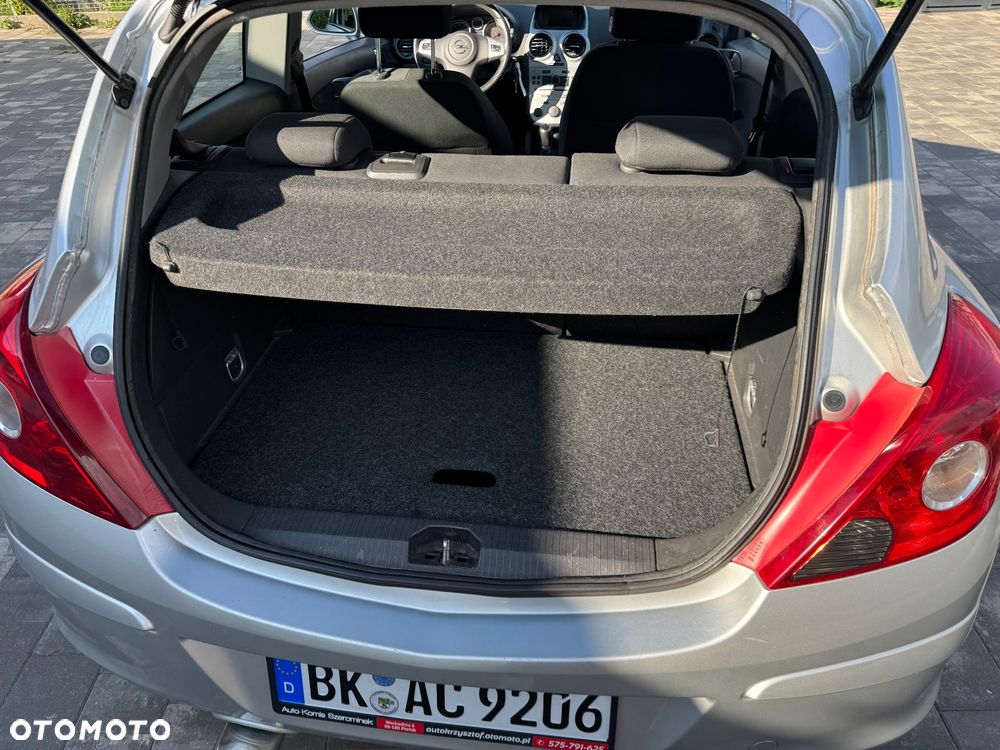 Opel Corsa - 12