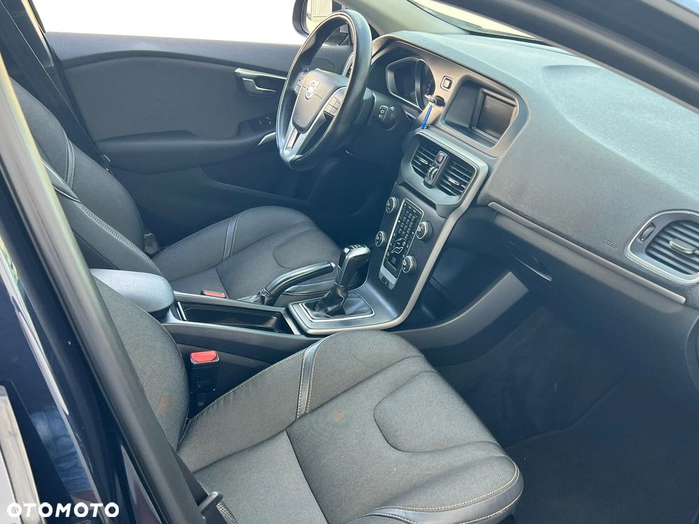 Volvo V40 - 20