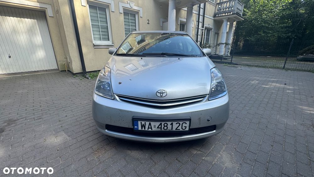 Toyota Prius 1.5 VVT-i Prestige - 1