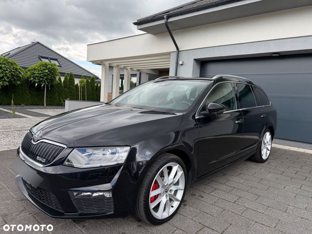 Skoda Octavia 2.0 TDI DSG RS - 2