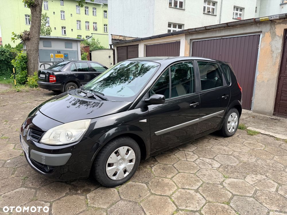 Renault Scenic 1.6 16V Infinity - 2