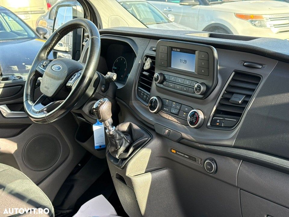 Ford Transit Custom - 11