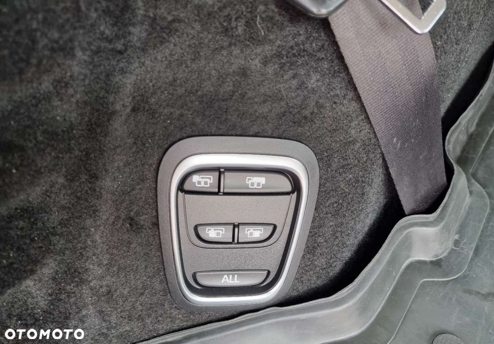 Renault Grand Scenic - 30