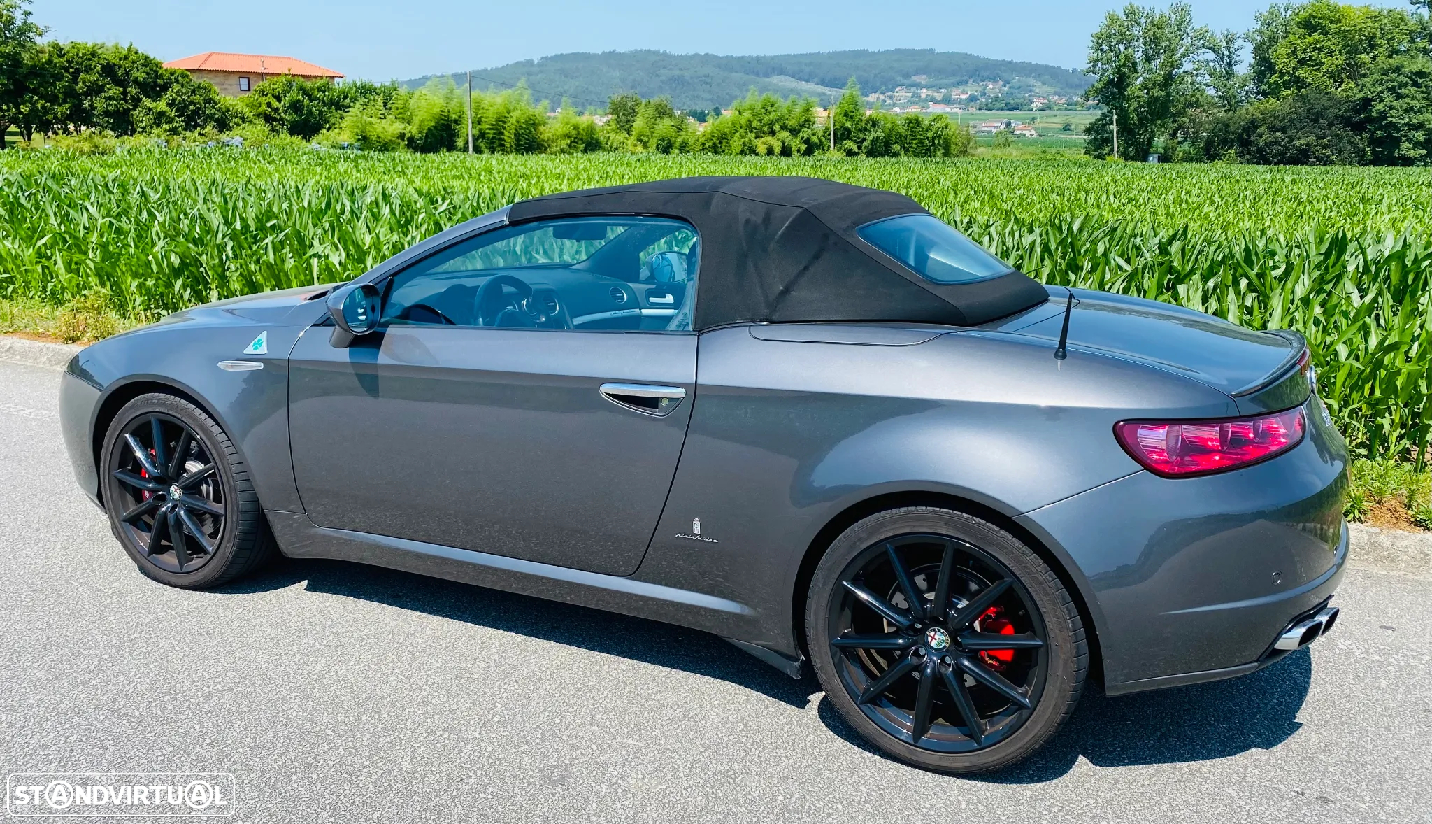 Alfa Romeo Spider 2.4 JTDm - 12
