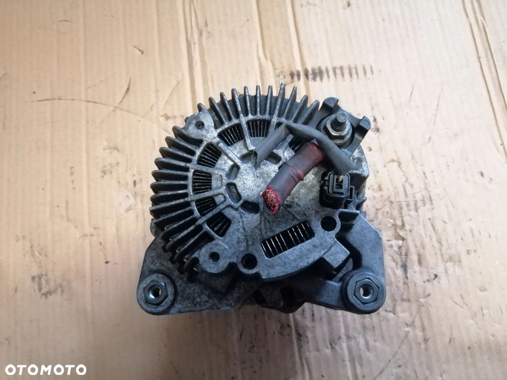 Renault Laguna III Espace IV Trafic 2.0 DCi alternator 210A  8200404464 A004TJ0381 - 8