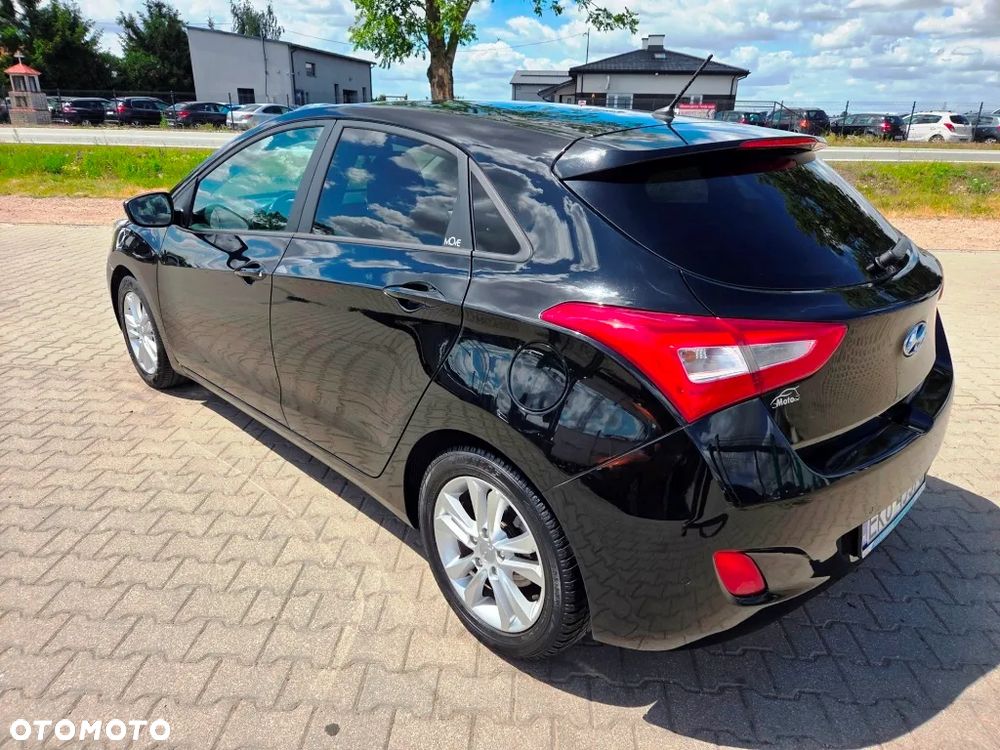 Hyundai i30 1.6 GDI Comfort - 15