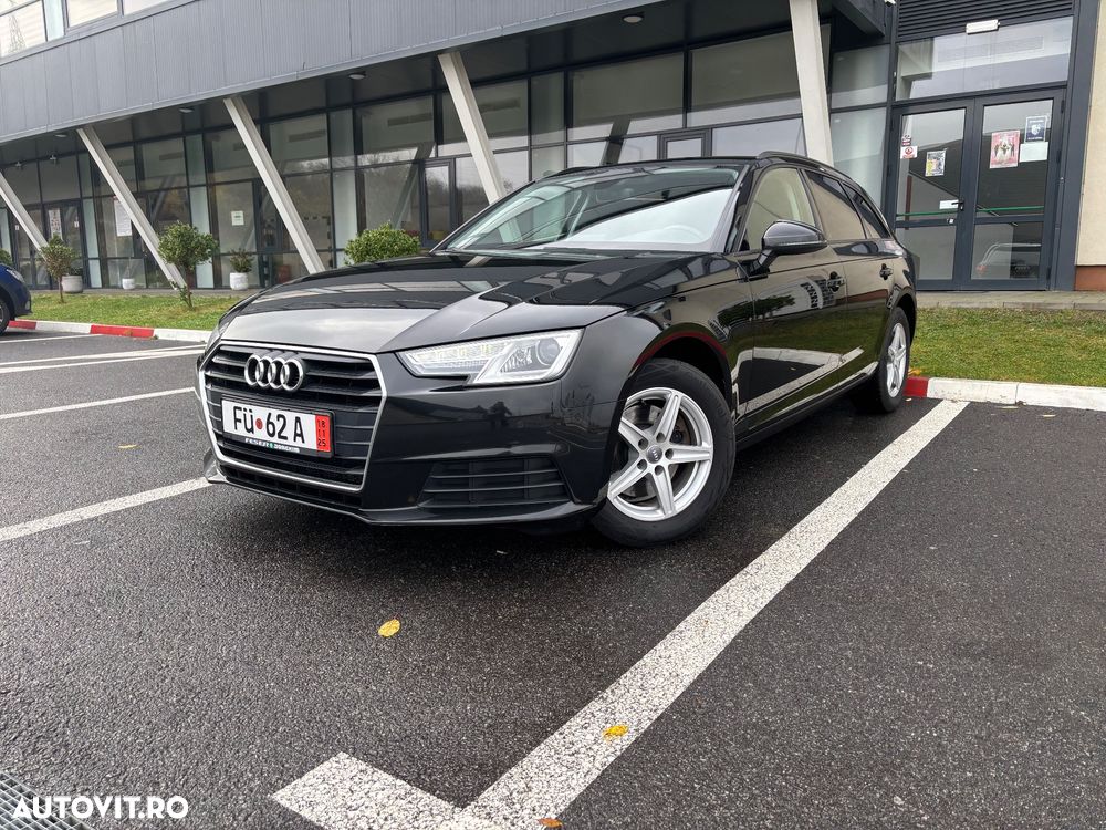 Audi A4 Avant 2.0 TDI Design - 1