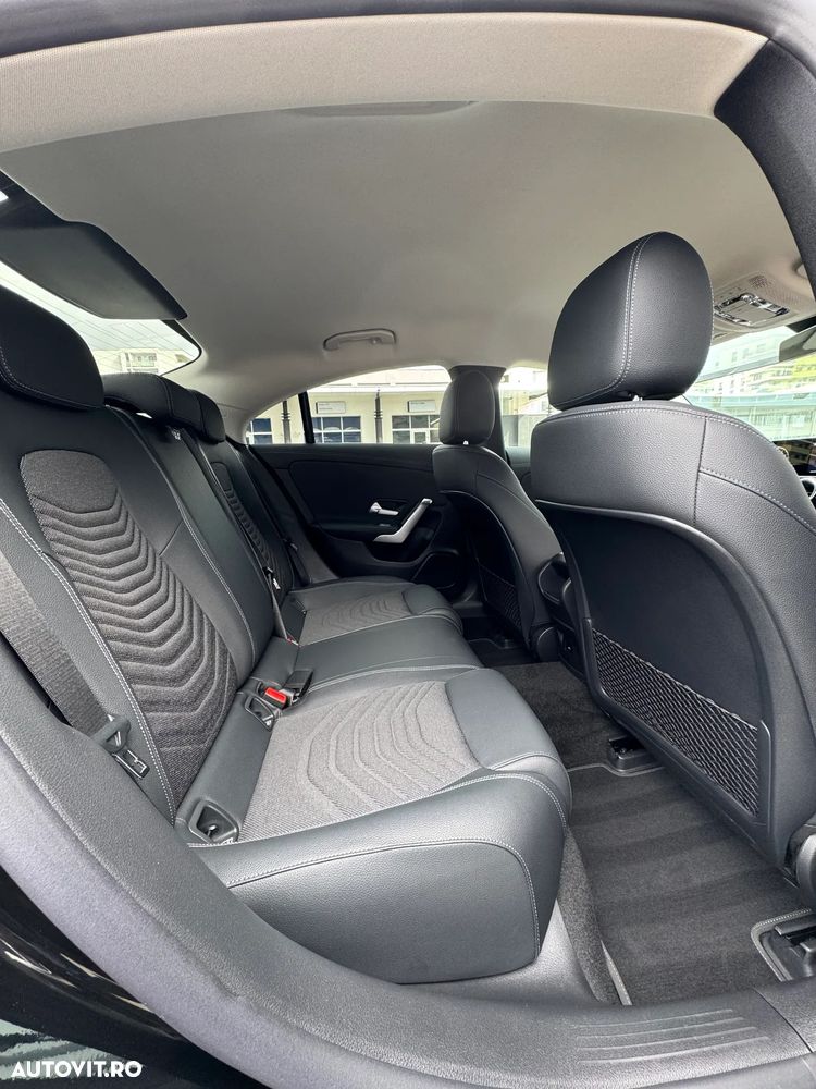 Mercedes-Benz CLA 180 7G-DCT Progressive Line Advanced - 10