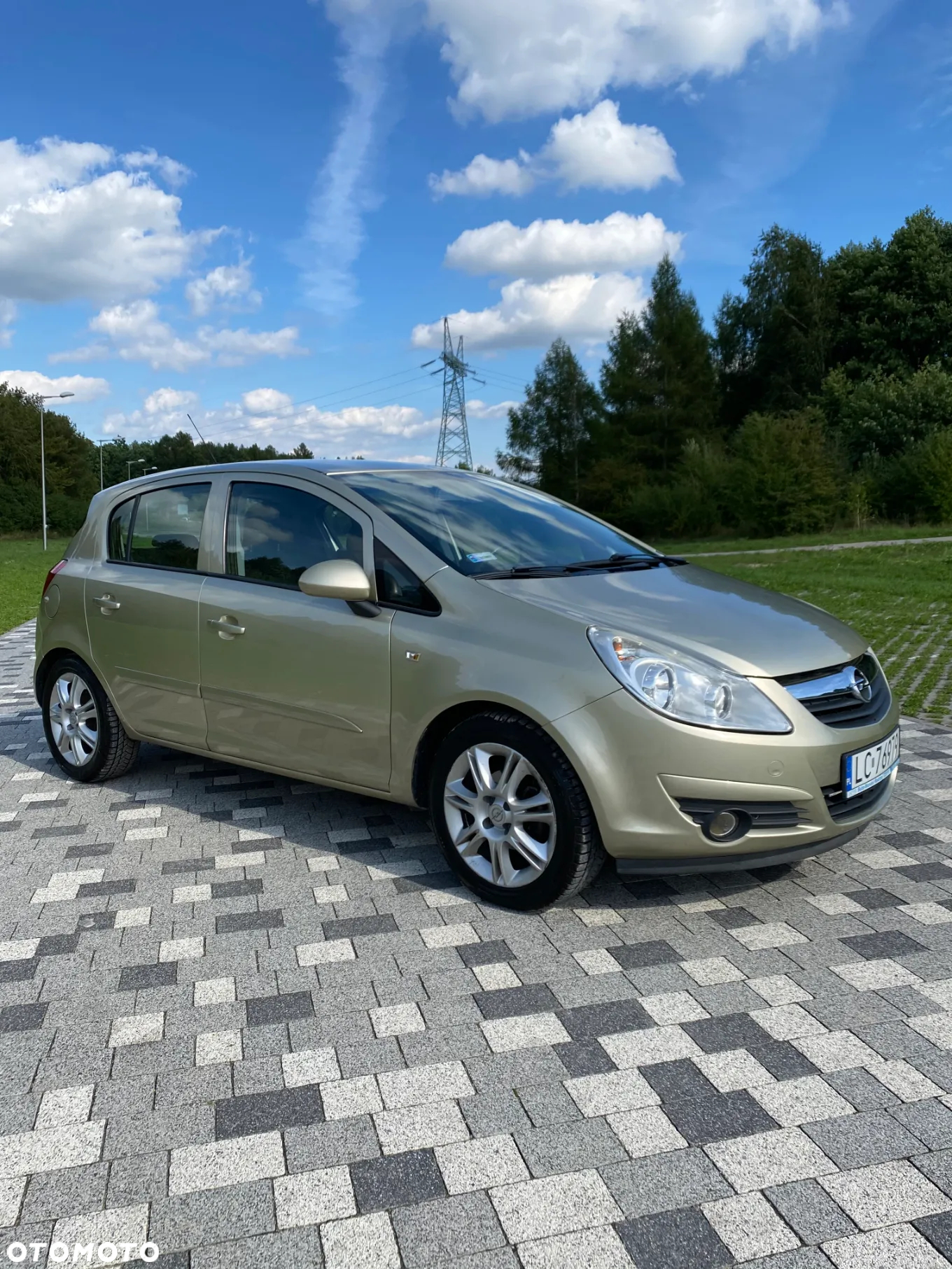 Opel Corsa 1.2 16V Cosmo - 4