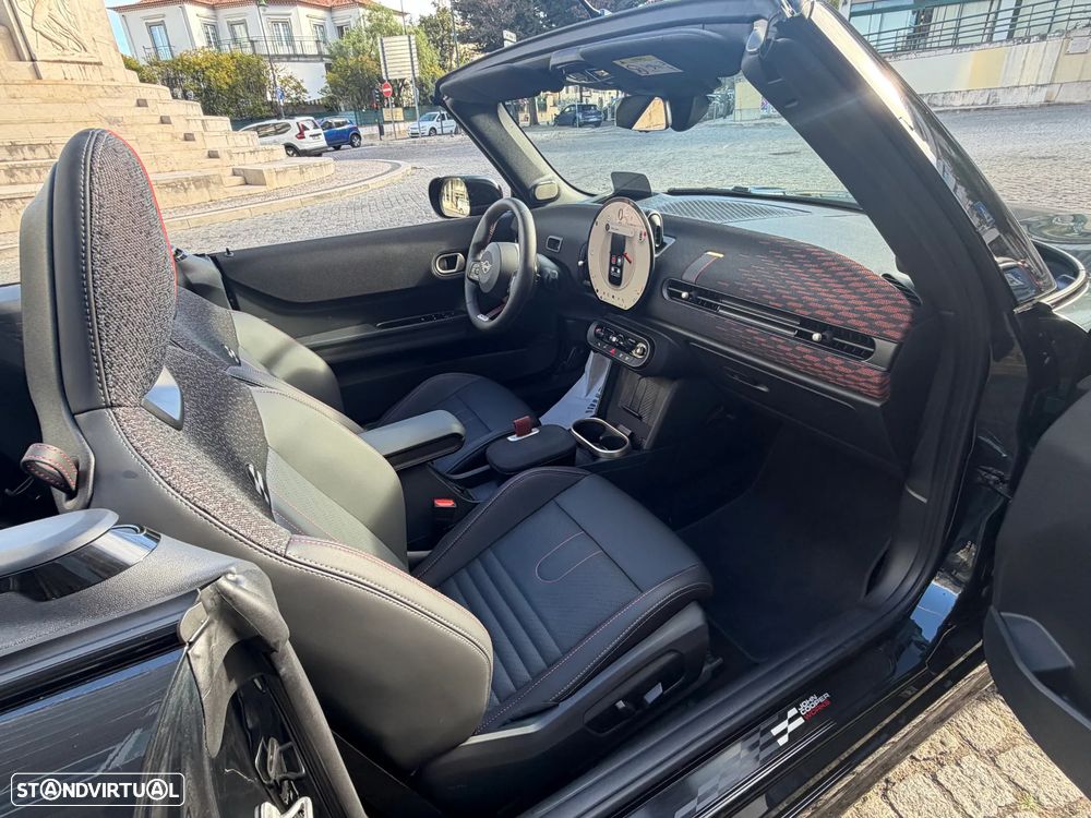 MINI Cabrio John Cooper Works Premium JCW Plus - 10