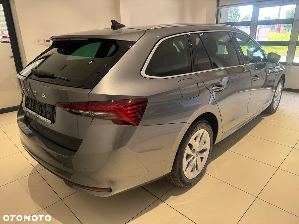 Skoda Octavia 1.5 TSI mHEV Drive Selection DSG - 3