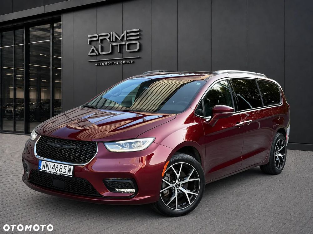 Chrysler Pacifica - 2