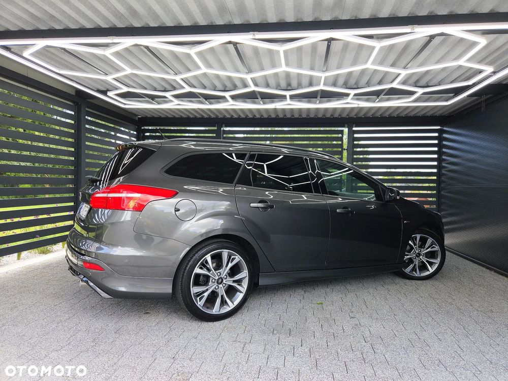Ford Focus - 3