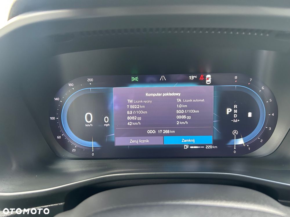 Volvo XC 40 B5 AWD Ultimate Dark - 21