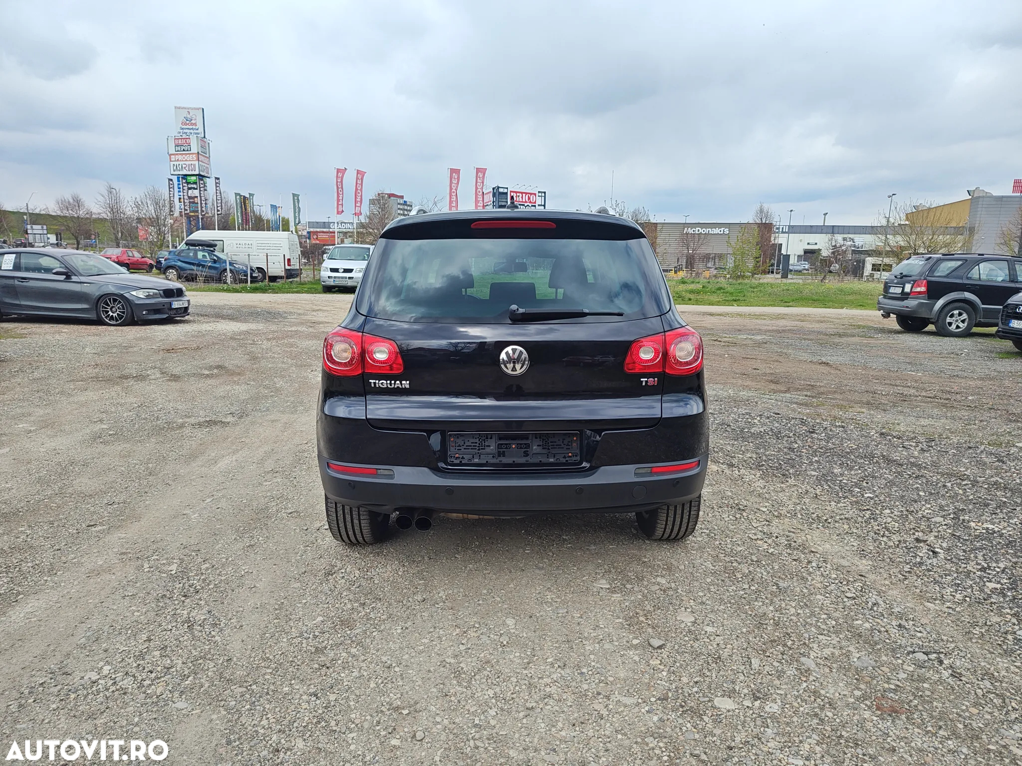 Volkswagen Tiguan - 15