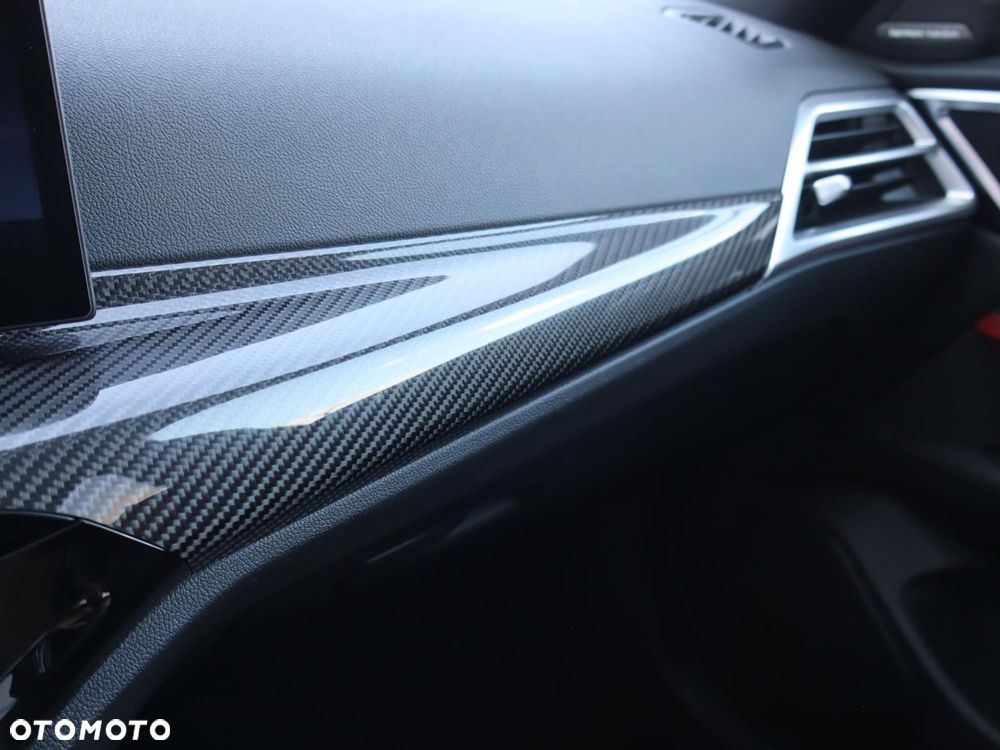 BMW i4 - 14