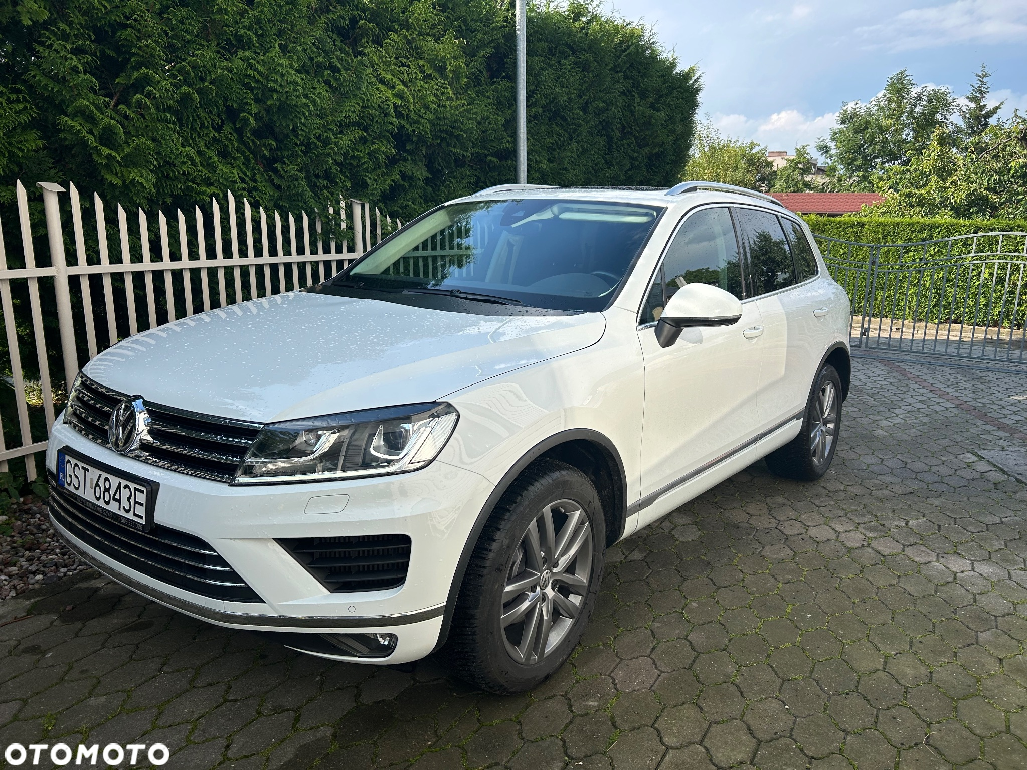 Volkswagen Touareg - 2