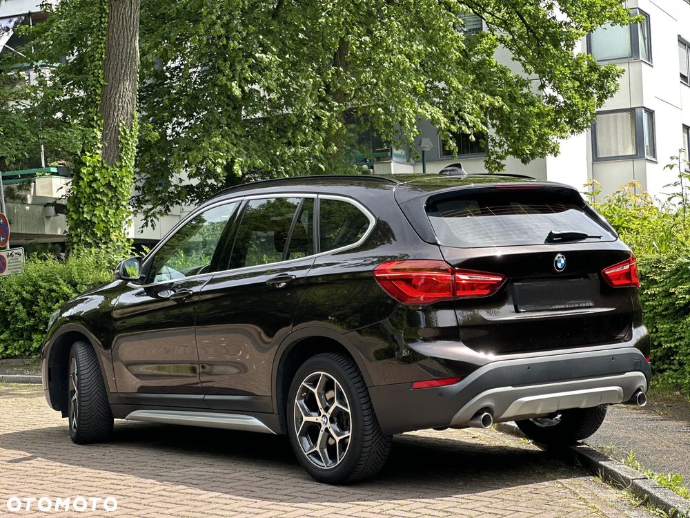 BMW X1 xDrive20d Sport Line sport - 12