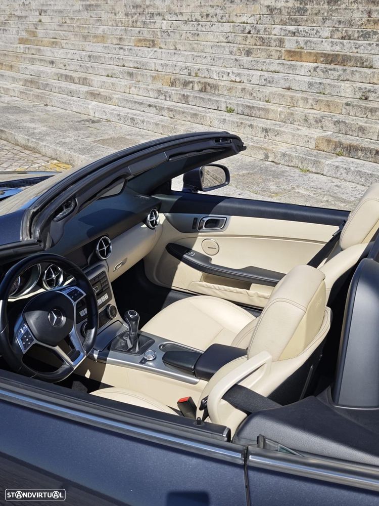 Mercedes-Benz SLK 200 - 11