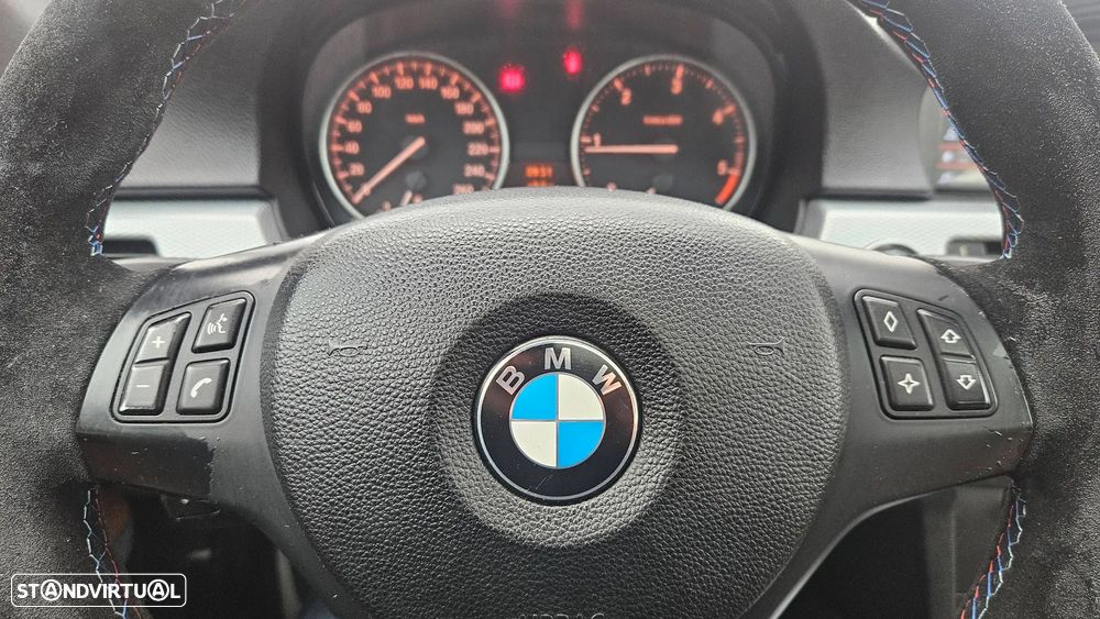 BMW 320 d Coupe - 13