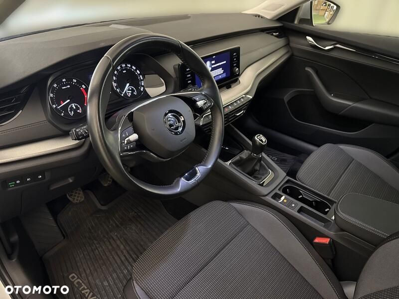 Skoda Octavia 1.5 TSI ACT Ambition - 10