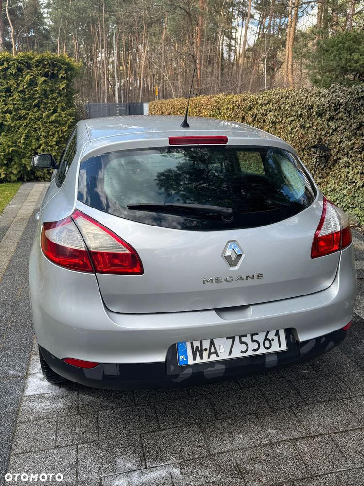 Renault Megane 1.5 dCi Dynamique - 8
