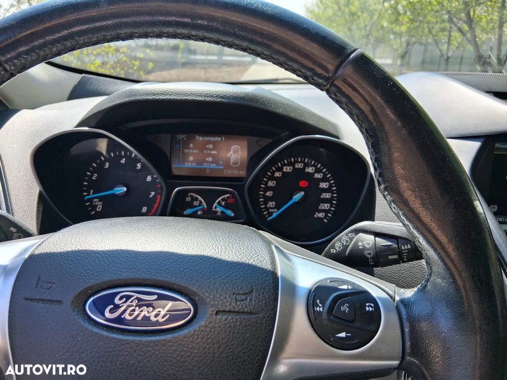 Ford Kuga 1.5 EcoBoost 2WD Trend - 10