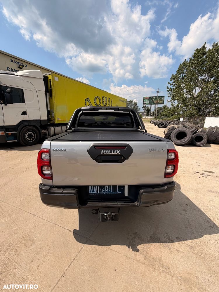 Toyota Hilux 2.8D 204CP 4x4 Double Cab AT GR Sport - 6