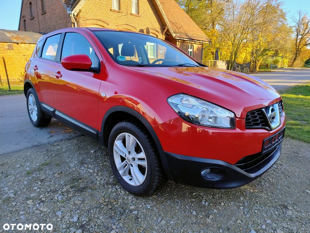 Nissan Qashqai 1.6 visia - 1