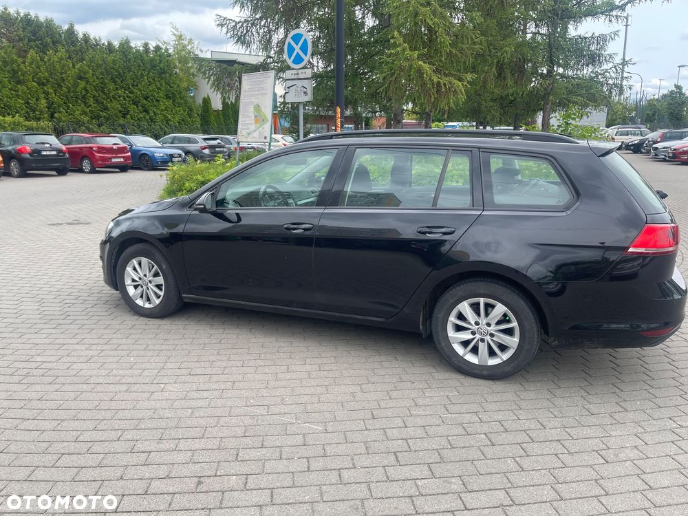 Volkswagen Golf 1.6 TDI BlueMotion Trendline - 10
