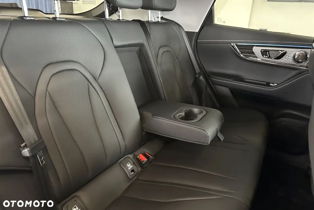 Omoda E5 63.2kWh Premium - 36