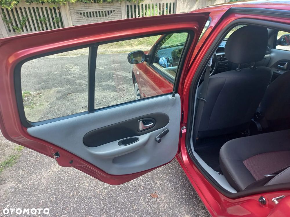 Renault Thalia 1.2 16V All Inclusive - 12