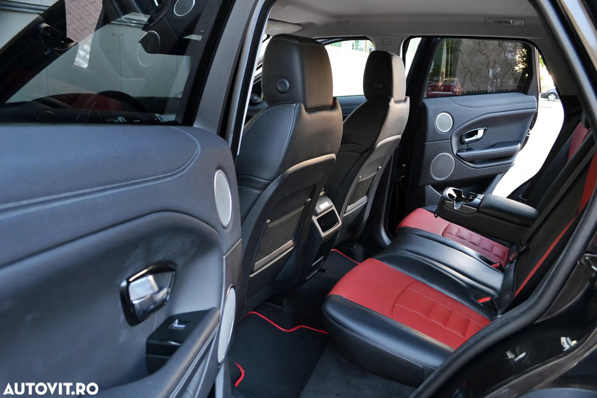 Land Rover Range Rover Evoque 2.0 D200 MHEV SE - 13