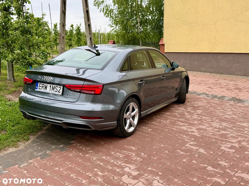 Audi A3 Limousine 35 TFSI Sport S tronic - 4