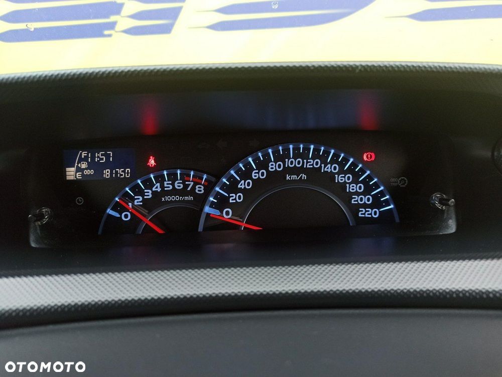 Daihatsu Materia - 19