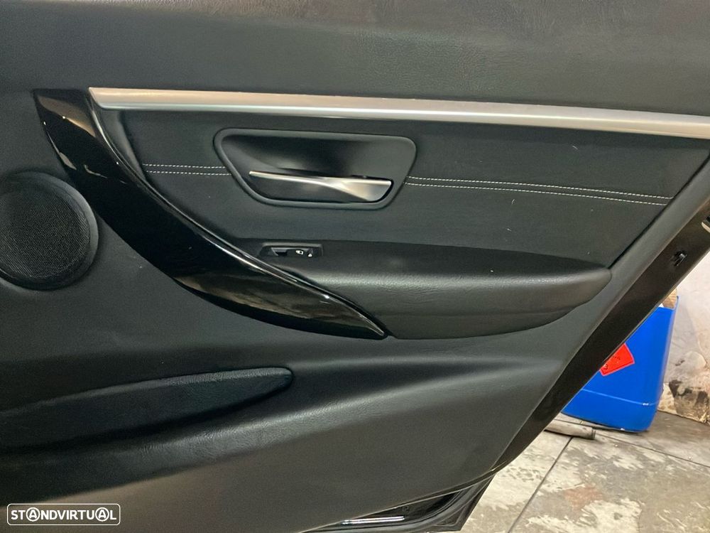 BMW 318 d Line Sport Shadow Auto - 25