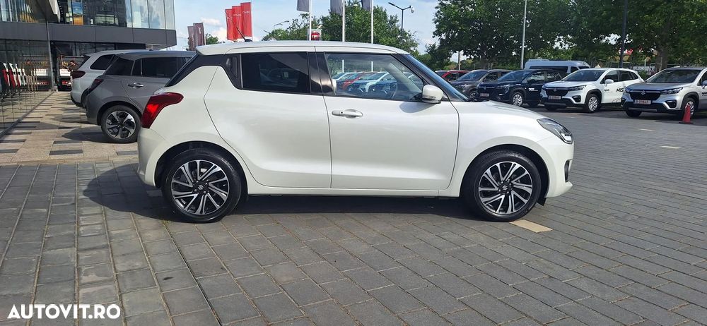 Suzuki Swift 1.2 Dualjet 12V MHEV Spirit - 8