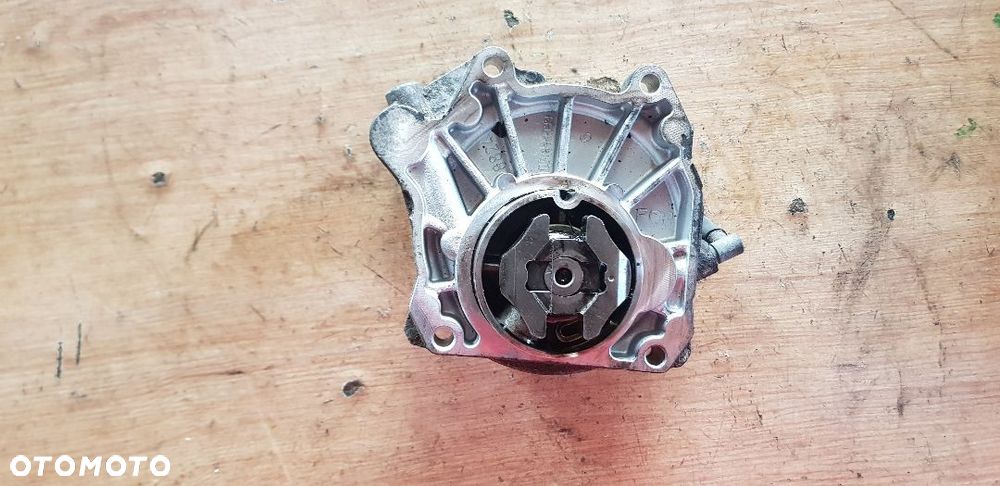 OPEL 1.9 CDTI POMPA VACUM 55205446 - 2