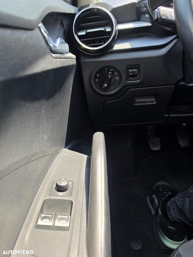 Skoda Fabia 1.0 TSI 95 CP Selection - 14