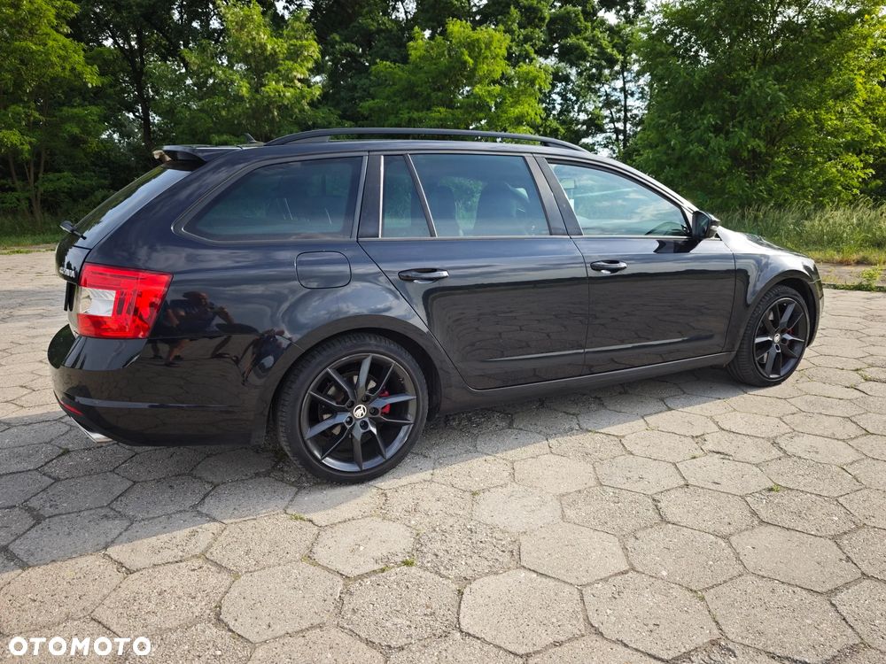 Skoda Octavia 2.0 TDI RS DSG - 4