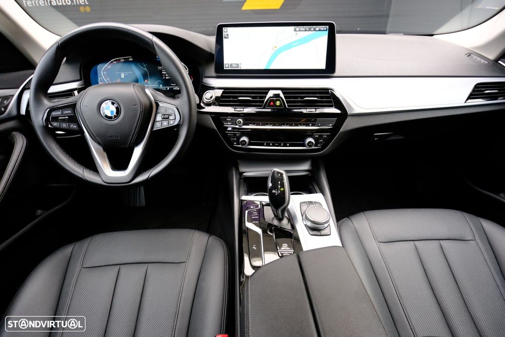 BMW 520 d Auto - 13